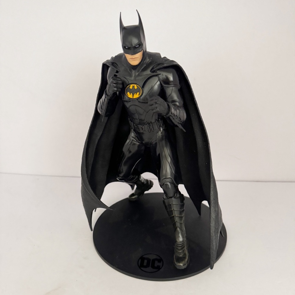 McFarlane DC Multiverse Batman 12 inch Figurine EUC